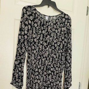 OLD NAVY Fitted Waist Flared Dress in Blk/White